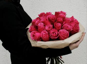 розовые розы недорого